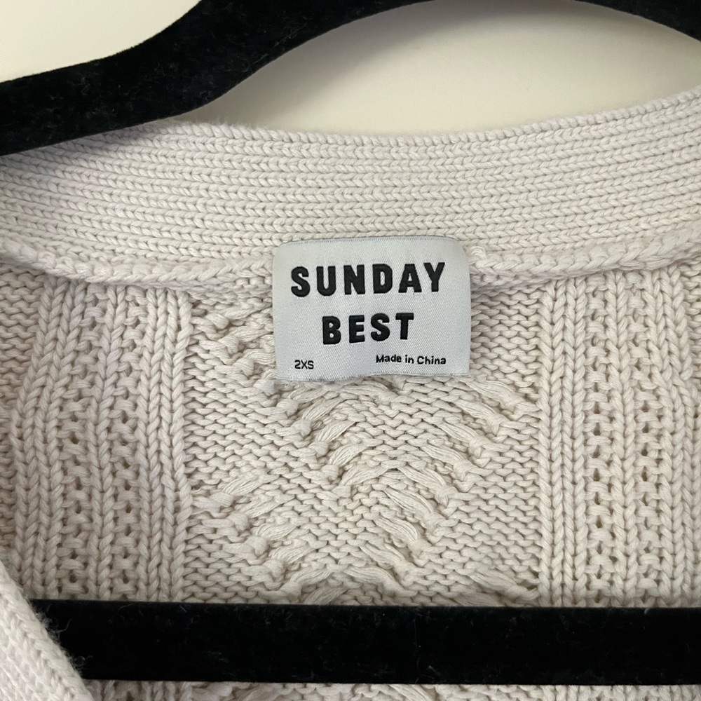 Aritzia Cardigan - Picture 2 of 4